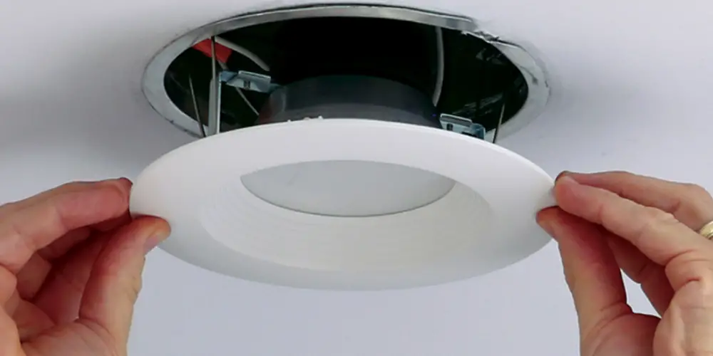 How to Remove a 4 Inch Recessed Light