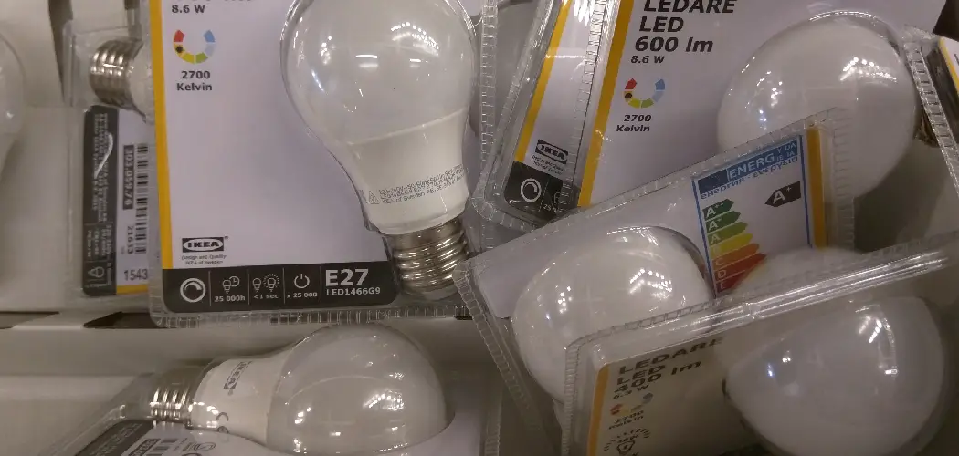 How to Store Light Bulbs
