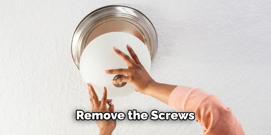 Remove the Screws 