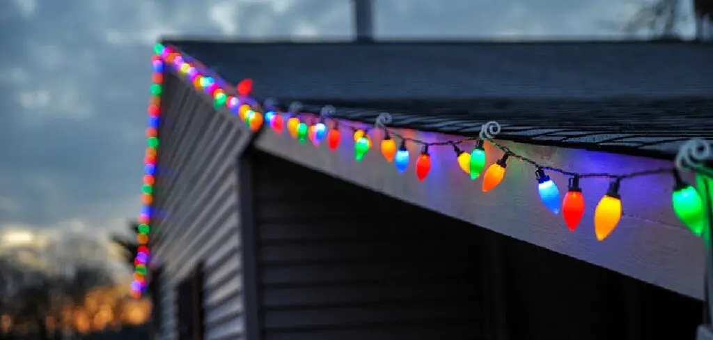 How to Hang Lights on Aluminum Siding