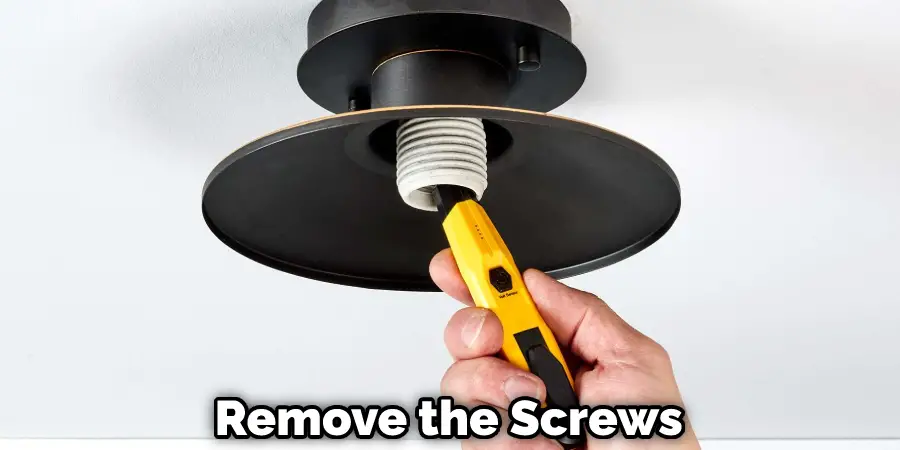Remove the Screws
