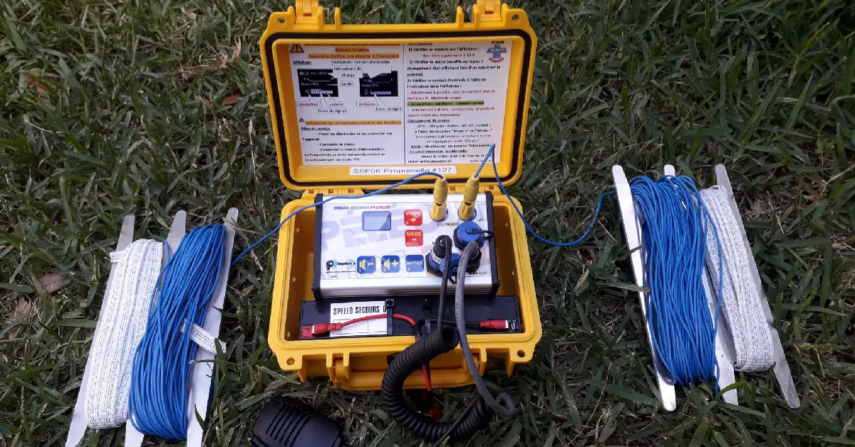 How to Ground an Outlet in a Plastic Box Effective 12 Ways